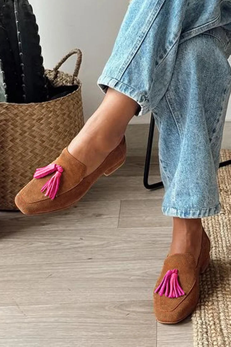 MONIQUE | BRUINE LOAFERS MET VIERKANTE NEUS EN COLOURBLOCK