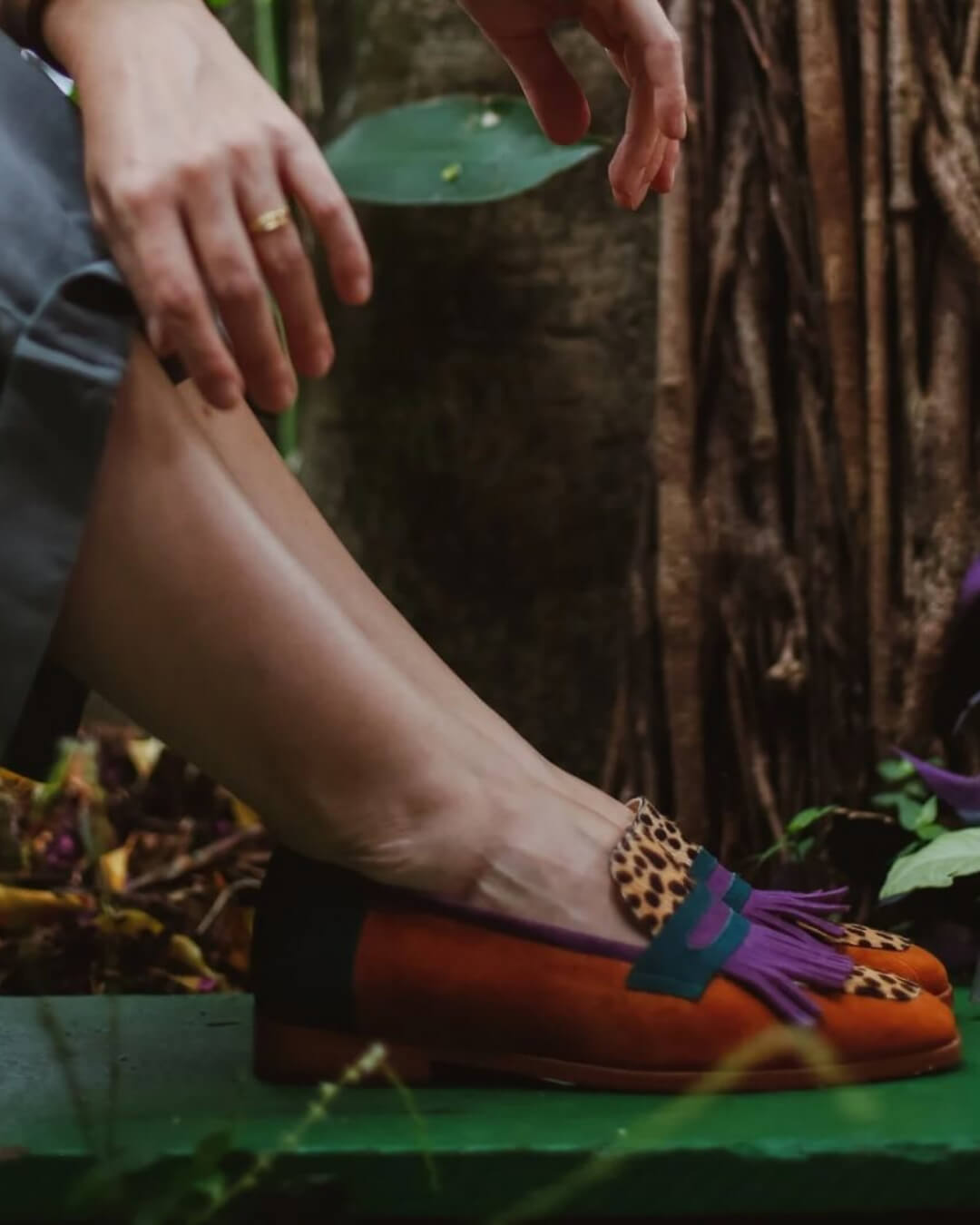 LIESBETH | TRENDY LOAFERS MET COLOURBLOCK FRANJES