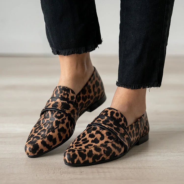 ANJA | ELEGANTE LOAFER MET SPITSE NEUS EN KLEIN HAKJE