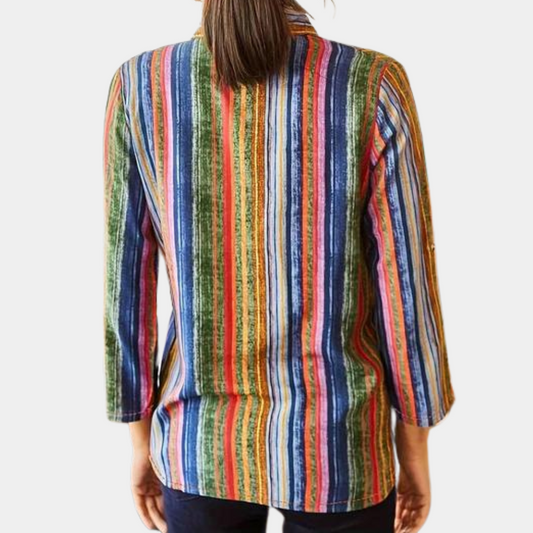 Kleurrijke damesblouse voor de zomer