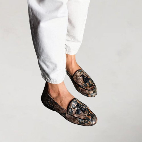 INGRID | ELEGANTE BRUINE LOAFERS MET SLANGENPRINT