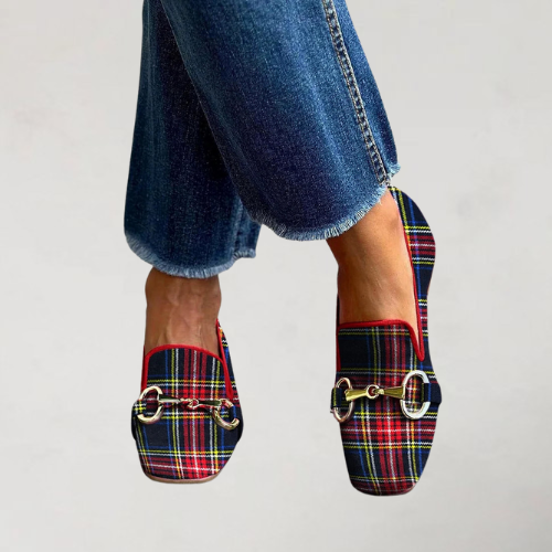 HILDE | ELEGANTE LOAFERS MET RUITPATROON EN METALEN GESP