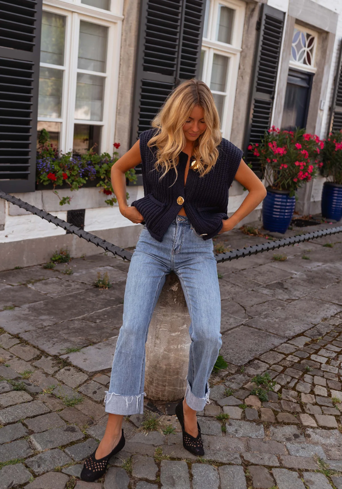 Fenja™ | Stijlvolle gebreide spencer voor elke laag