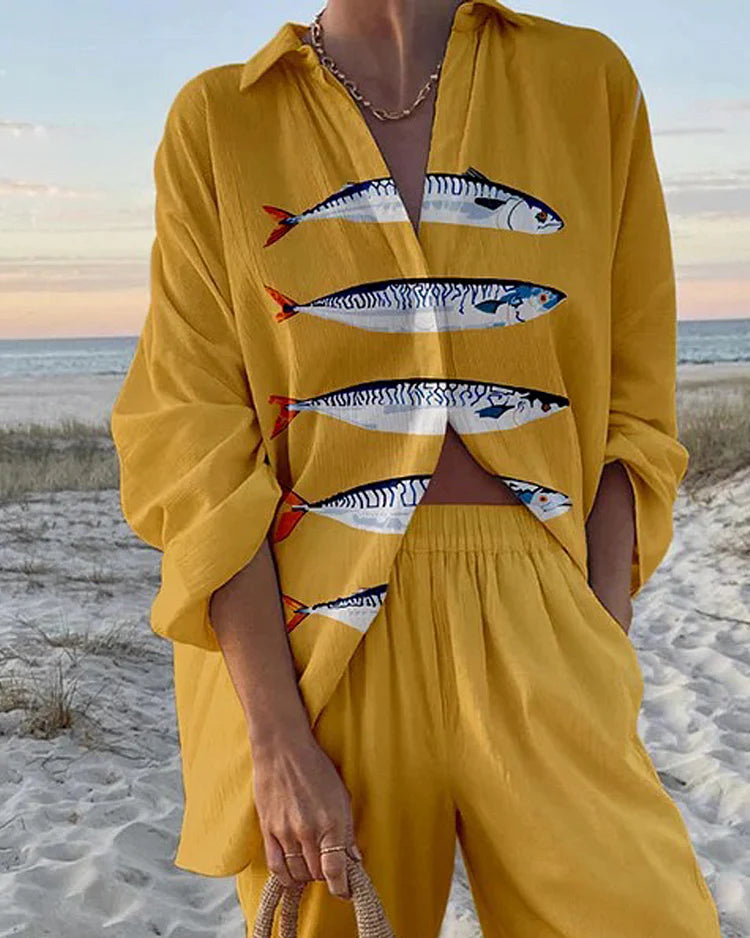 Vibrant Yellow Fish | Tweedelige Set