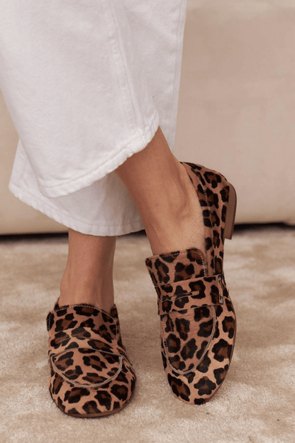 SABINE | ELEGANTE LOAFERS MET KOEIENPRINT