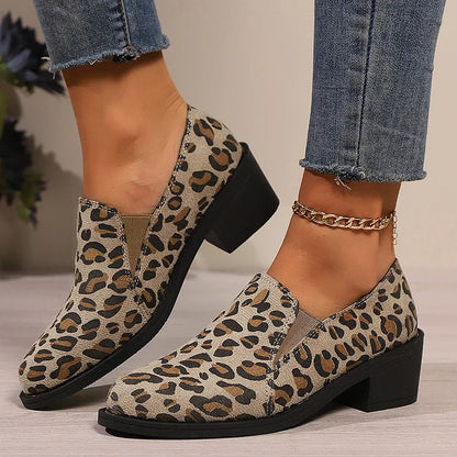 ANGELIQUE | CASUAL LOAFERS MET RONDE NEUS EN DIKKE HAK