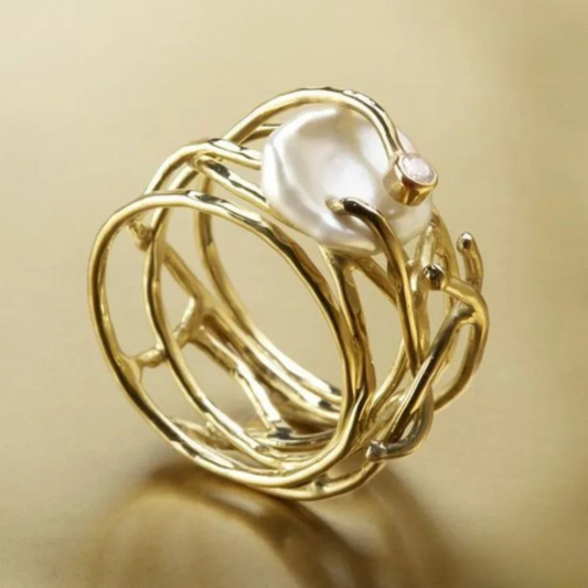 Vintage dunne gouden ring met parel