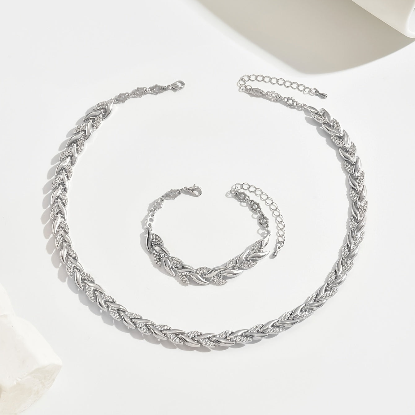 Claudine | Handgemaakte visstaart hanger en armband