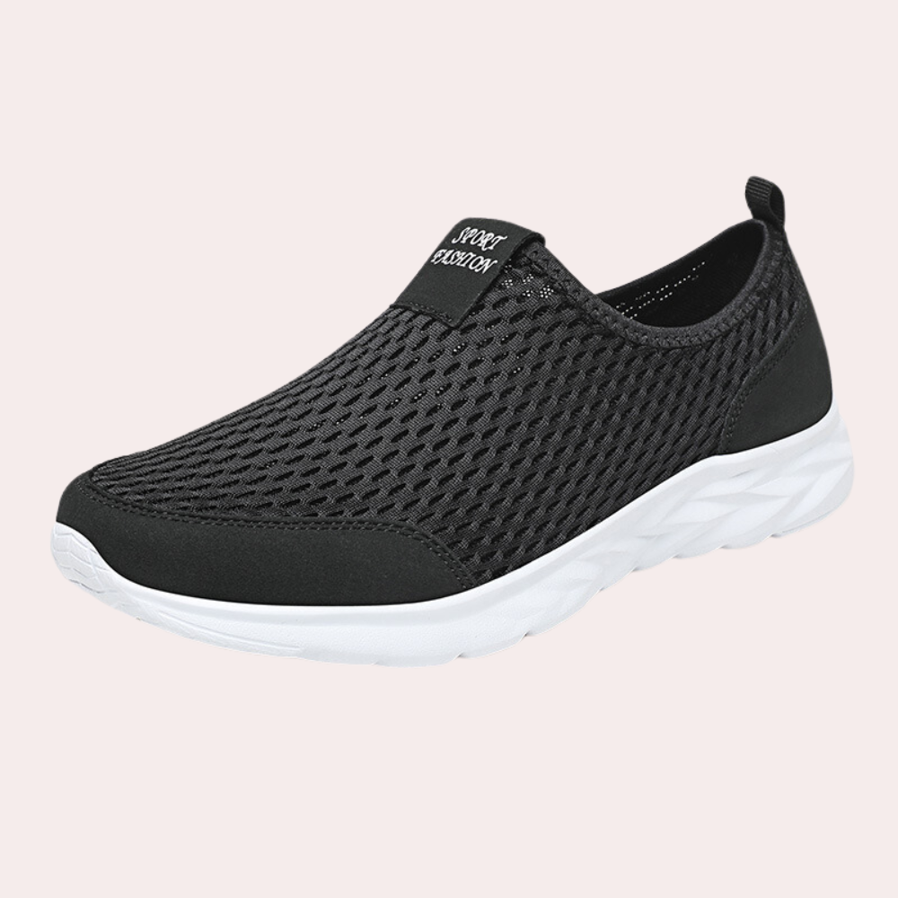 Ademende zomerse damessneakers