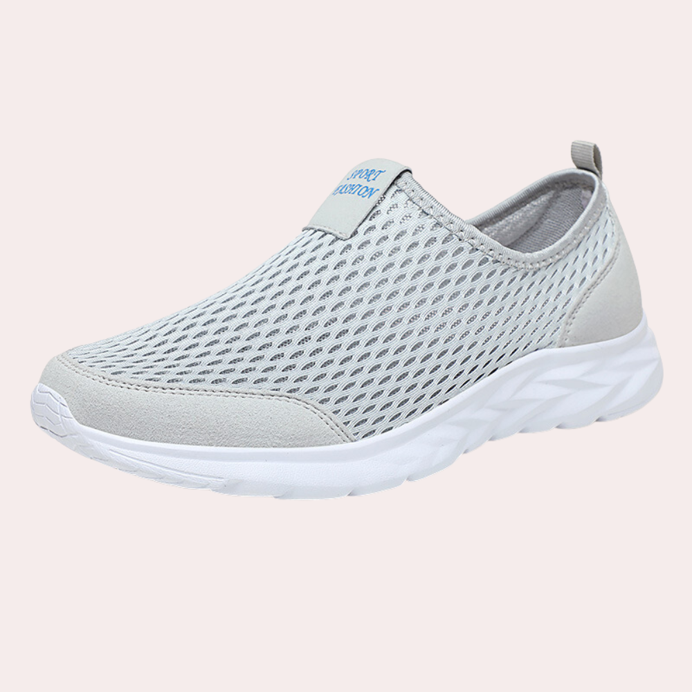 Ademende zomerse damessneakers