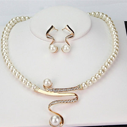 Natuurlijke Parel Ketting + Oorbellen Set