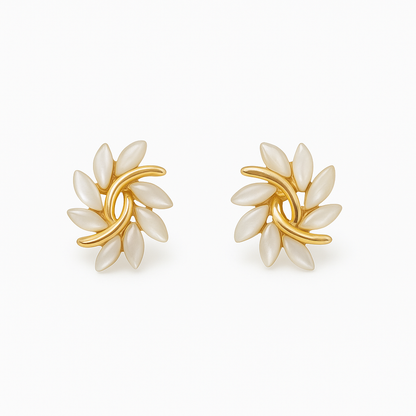 Luxe Oorbellen van Witte Opaal in Goud