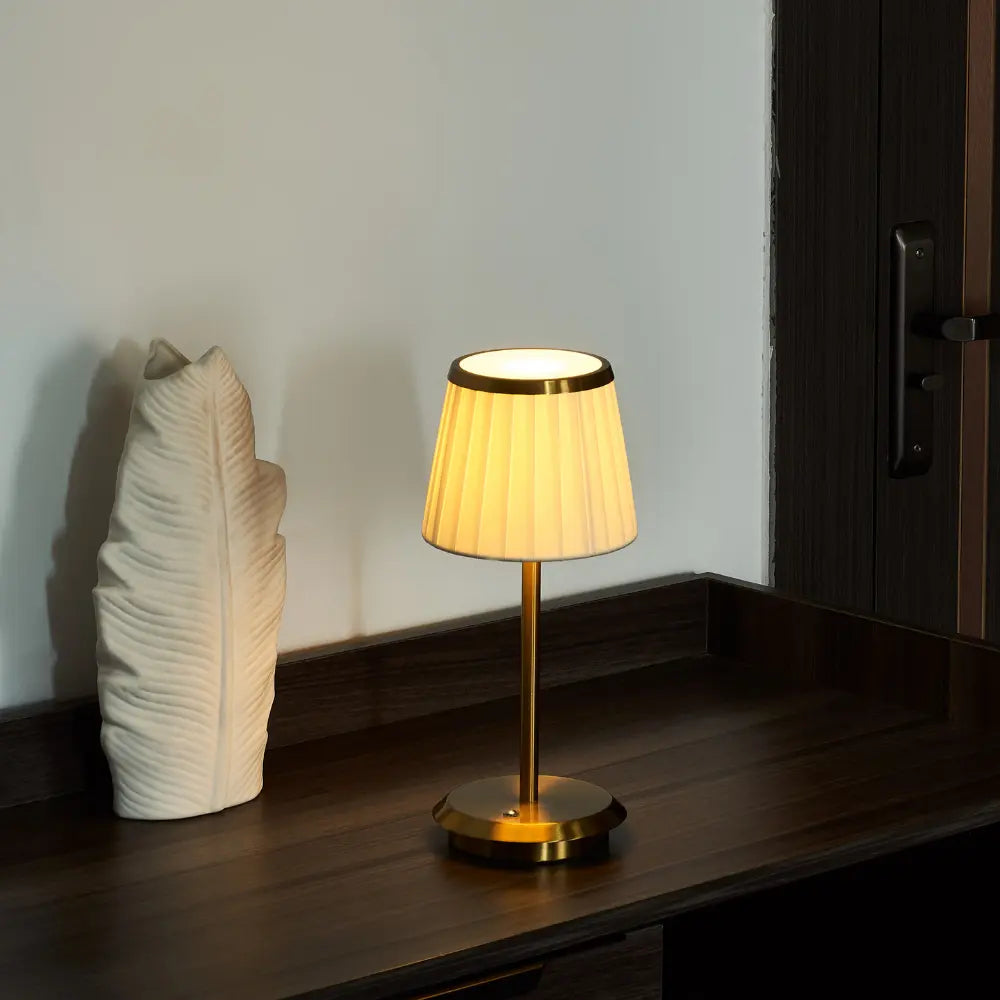 Aureno™ | Klassieke Elegantie Tafellamp