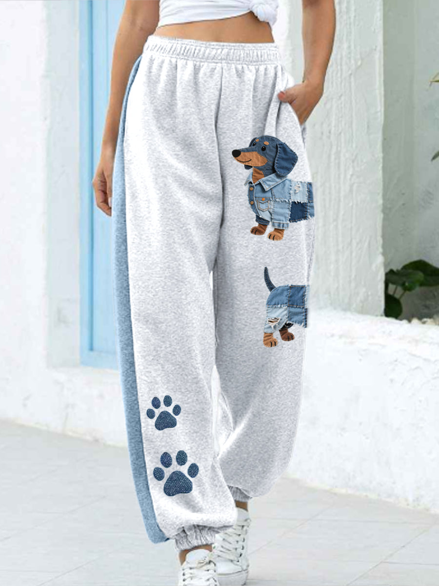 Damesjeans met patchwork en dachshundpatroon