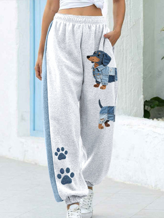 Damesjeans met patchwork en dachshundpatroon